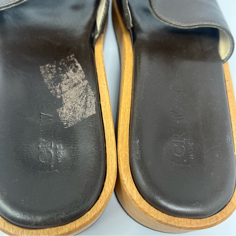 Vintage J. Crew Made In Italy Wooden Sandals
Size 10 - Picture 3 of 5